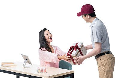 《光明记忆：无限》1月18日登录iOS和安卓 新IP开发中